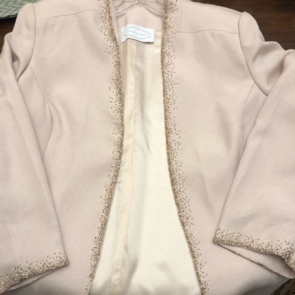 Formal, only worn one time dress - Picture 1 of 3